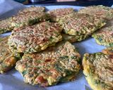 Une image de l'étape 11 de 62• 🥬 Galettes de Manioc aux fanes de radis (sans friture) 🥯.