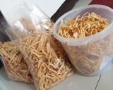 Foto langkah ke 5 dari resep Cheese stik /sistik / cistik bawang.