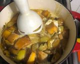 Foto del paso 3 de la receta: Crema de zapallo y pera