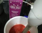 A picture of step 2 of Strawberry Mousse In Chocolate Ball.