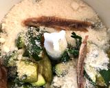 Foto del passaggio 2 della ricetta Trofie con zucchine e acciughe
