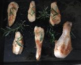 Foto del paso 2 de la receta: -Pechugas de pollo al horno- ¡Acompañado con papas!
