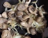 Foto langkah ke 1 dari resep Mushroom sauce.