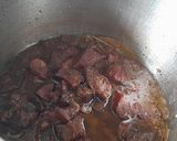 Foto del paso 3 de la receta Estofado de cerdo con salsa de vino y manzana