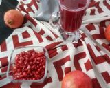عکس مرحله 2 از دستور آب انار طبیعی