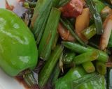 Foto langkah ke 3 dari resep Tumis Cabe Gendot Duet Kembang Bawang.
