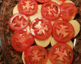 Foto del paso 4 de la receta: Salmonetes y jurel negro con patatas y tomates
