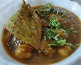 A picture of step 7 of Chole in brown gravy.