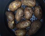 A picture of step 5 of Air fried potato skins.