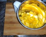 A picture of step 1 of Mango mastani.