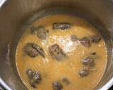 Foto del paso 4 de la receta: Carrilleras en salsa con puré de trufa negra