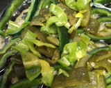Foto del paso 3 de la receta: Salsa cremosa de chile poblano, jalapeño y habanero