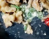 A picture of step 5 of Dry chilli chicken.