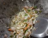 Gambar langkah 2 resipi 25:7:25 - Nasi goreng cendawan.