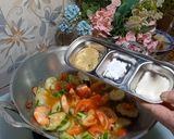 Foto langkah ke 2 dari resep Tumis oyong/gambas enak.