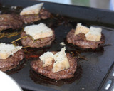 Foto do passo 5 de Hambúrguer biológico com cogumelos shitake e queijo de cabra e ovelha