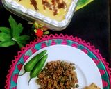 A picture of step 7 of Bhindi qeema with chapati and coffee lufay😍😍😍.