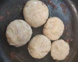A picture of step 3 of Aaloo Tikki😋.
