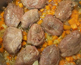 Foto del paso 3 de la receta: Carrilleras con salsa de vainilla