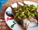 Foto langkah ke 5 dari resep Ikan Goreng Cabe Ijo.
