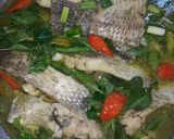 Foto langkah ke 3 dari resep Sop ikan gurame.
