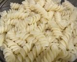 A picture of step 2 of Kidney Beans Sauce Pasta.
