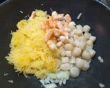 Une image de l'étape 2 de Riz de la mer aux épices d'or.