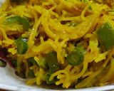 A picture of step 2 of Sewain Upma.