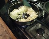 A picture of step 1 of Spaghetti pasta Carbonara.