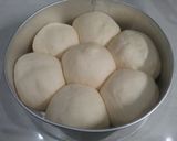Foto langkah ke 7 dari resep Roti Sobek.