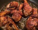 Foto del paso 3 de la receta: Piernitas de pollo frito