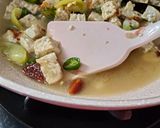 Foto langkah ke 2 dari resep Jangan Lombok Ijo.