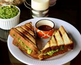 A picture of step 4 of Spinach, Corn and Cheese Sandwich.