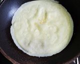 A picture of step 2 of Mango pancake.
