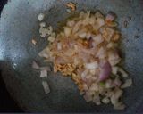 A picture of step 2 of Bromellite Veggie Rolls.