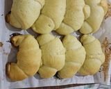 Foto del paso 6 de la receta: Media lunas de manteca