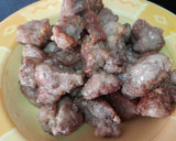 Foto del paso 3 de la receta: Arroz meloso de carrilleras al Oporto con surtido de setas