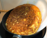 Foto del paso 7 de la receta: Tortilla de Cebolla 🧅 🥚