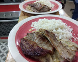 Foto del paso 4 de la receta: Bistec sobre salsa de champiñones