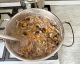 A picture of step 11 of Суп с крупами, бобовыми и шампиньонами.