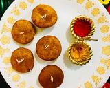 A picture of step 7 of Ghila Pitha / Tel Pitha : RICE FLOUR AND JAGGERY FRITTERS.