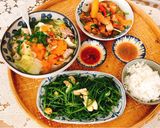 Hình bước làm 4 của món Canh sườn non, tôm khô nấu cải thảo và bắp cải, cà rốt.Thịt kho củ cải trắng với nước dừa