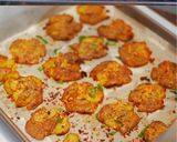 Foto langkah ke 3 dari resep Garlic Butter Smashed Baby Potatoes Yogurt Sauce.