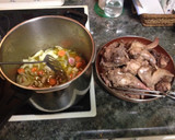 Foto del paso 3 de la receta: Conejo en escabeche con verduras y frutos dulces
