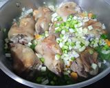Foto del paso 3 de la receta Manitas en salsa de cerveza 🍺🐷