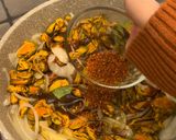 Foto langkah ke 2 dari resep Kerang saus tiram kobe.