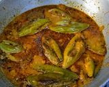 A picture of step 8 of Dahi Potol.