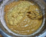 Foto langkah ke 4 dari resep Banana Cake Choco Chips.