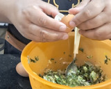 Foto del paso 4 de la receta: Tartas de acelga, queso, verdeo y puerro