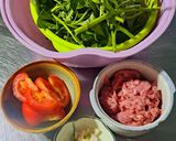 Hình bước làm 1 của món Canh rau muống thịt bò